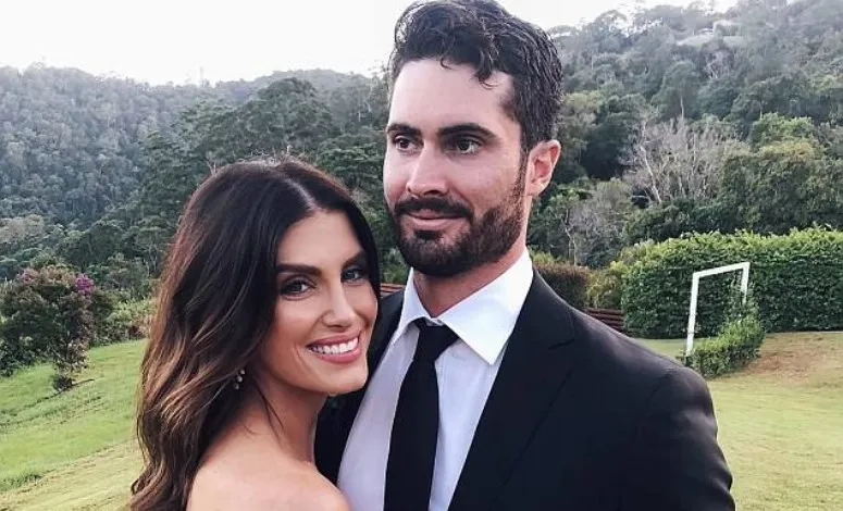 Ben Cutting and Erin Holland get married in a cozy ceremony - Sky247.net